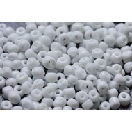 Opak fehér kásagyöngy, 4mm
