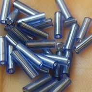 Ezüstközepű antik kék szalmagyöngy, 7mm