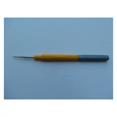 Csipkehorgolótű kupakkal 0,75 mm