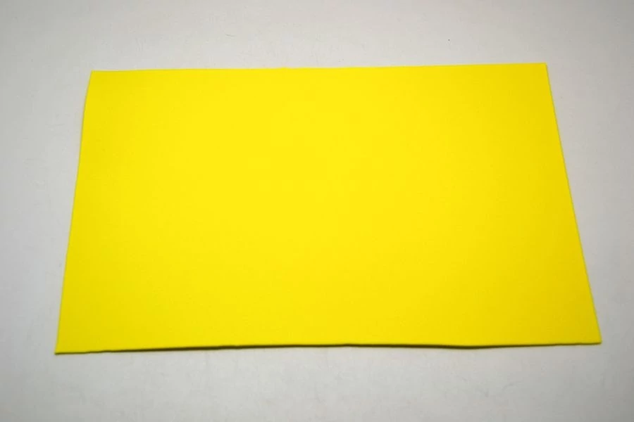 Dekorgumi 20x30 cm, NAPSÁRGA