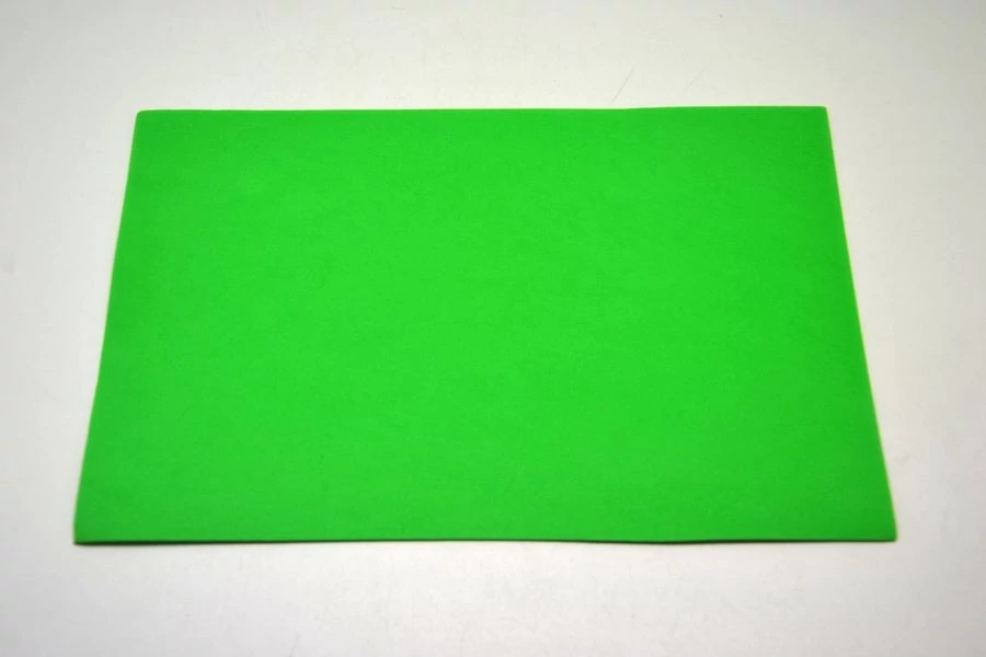 Dekorgumi 20x30 cm, FŰZÖLD