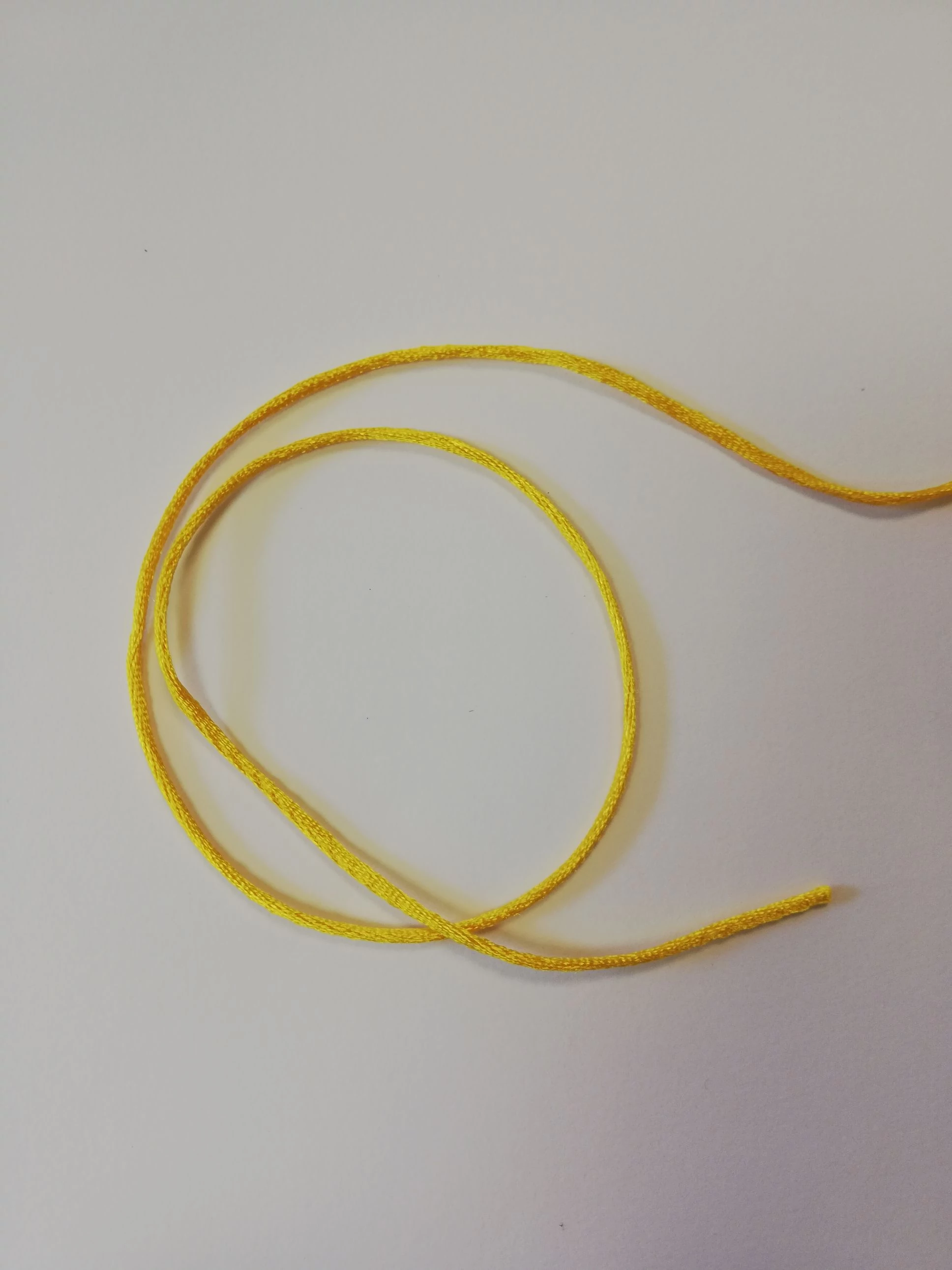 Selyemzsinór 2mm, napsárga